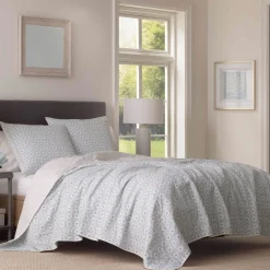 WPH Southern Tide Emerald Isle Quilt Blue Shop